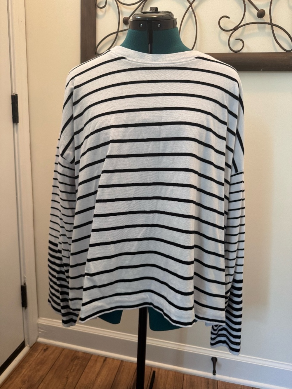 Madewell Black & White Striped Wide Sleeve Top / Shirt Sz Large